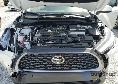 2024 Toyota Corolla Cross Xle из США, поврежденный, VIN 7MUDAABG3RV085155